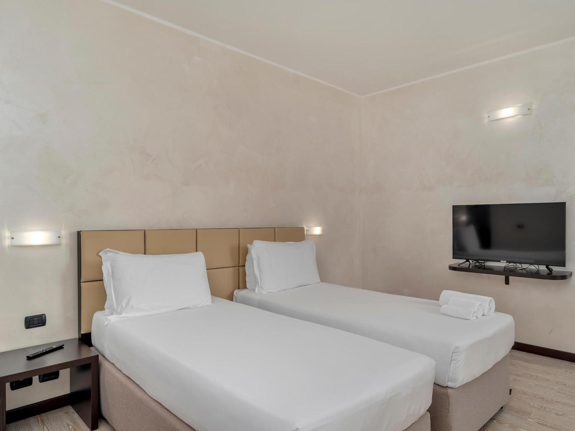 Park Hotel Cassano Cassano dʼAdda Esterno foto